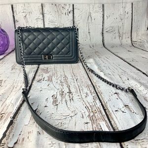 Black/Silver Diamond quilted shoulder bag with brushed chain